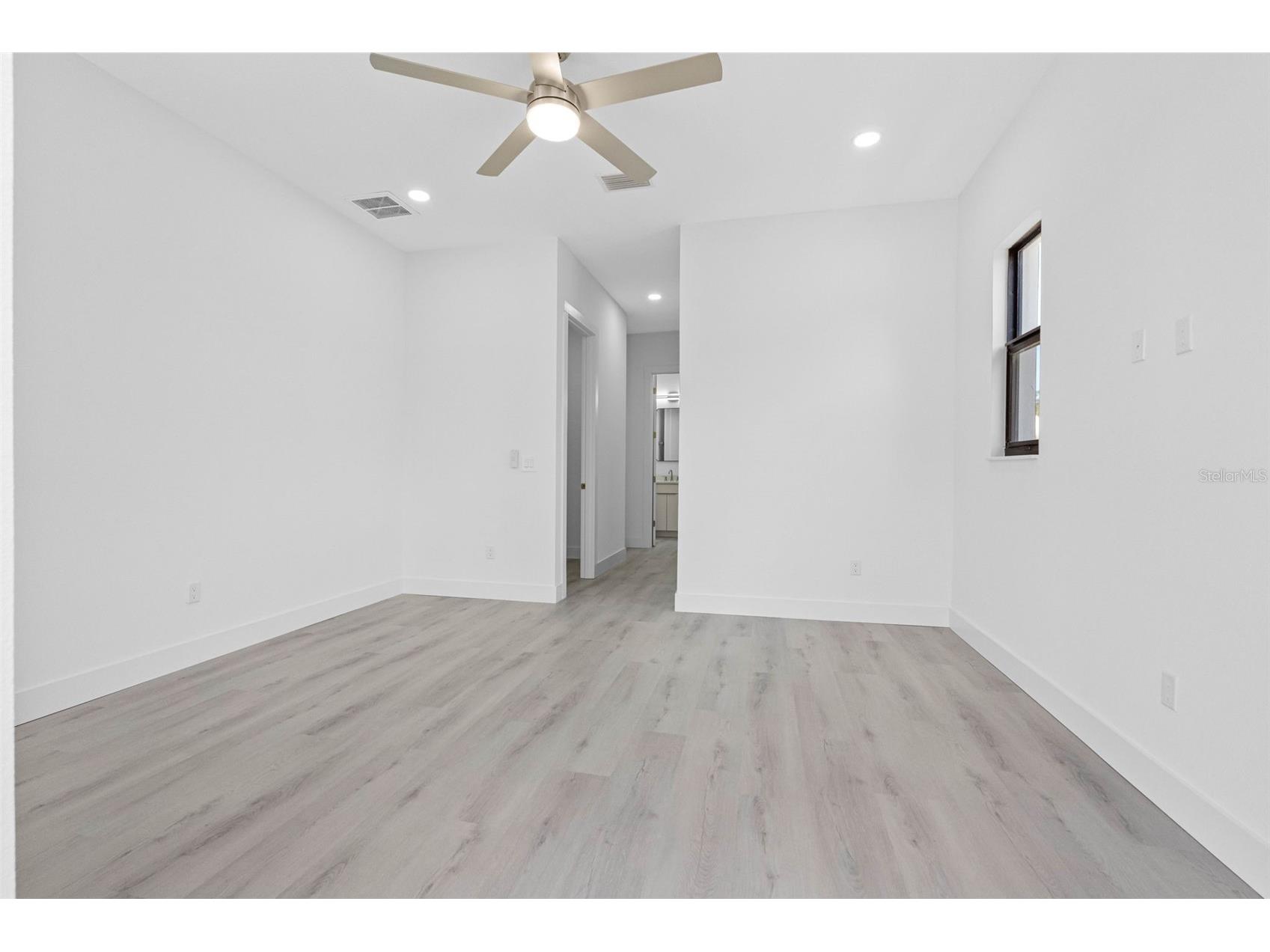 7015 N Central Avenue #UNIT D Tampa FL 33604 TB8512502 image17