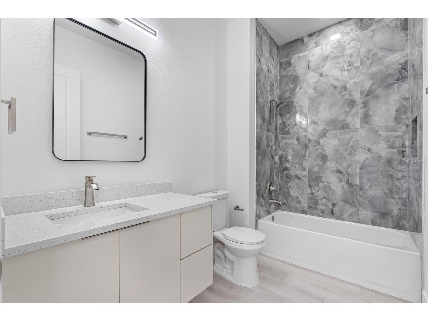 7015 N Central Avenue #UNIT D Tampa FL 33604 TB8512502 image23