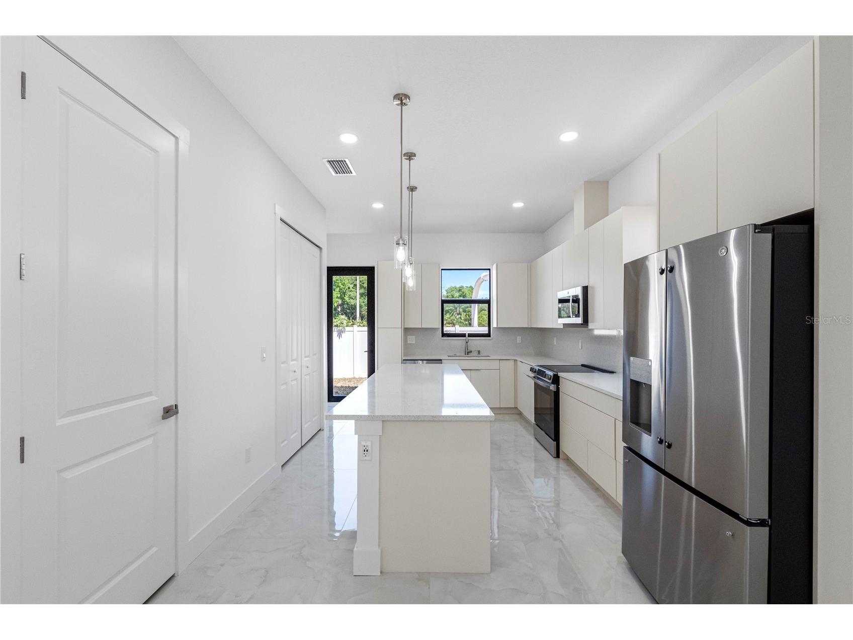 7015 N Central Avenue #UNIT D Tampa FL 33604 TB8512502 image34
