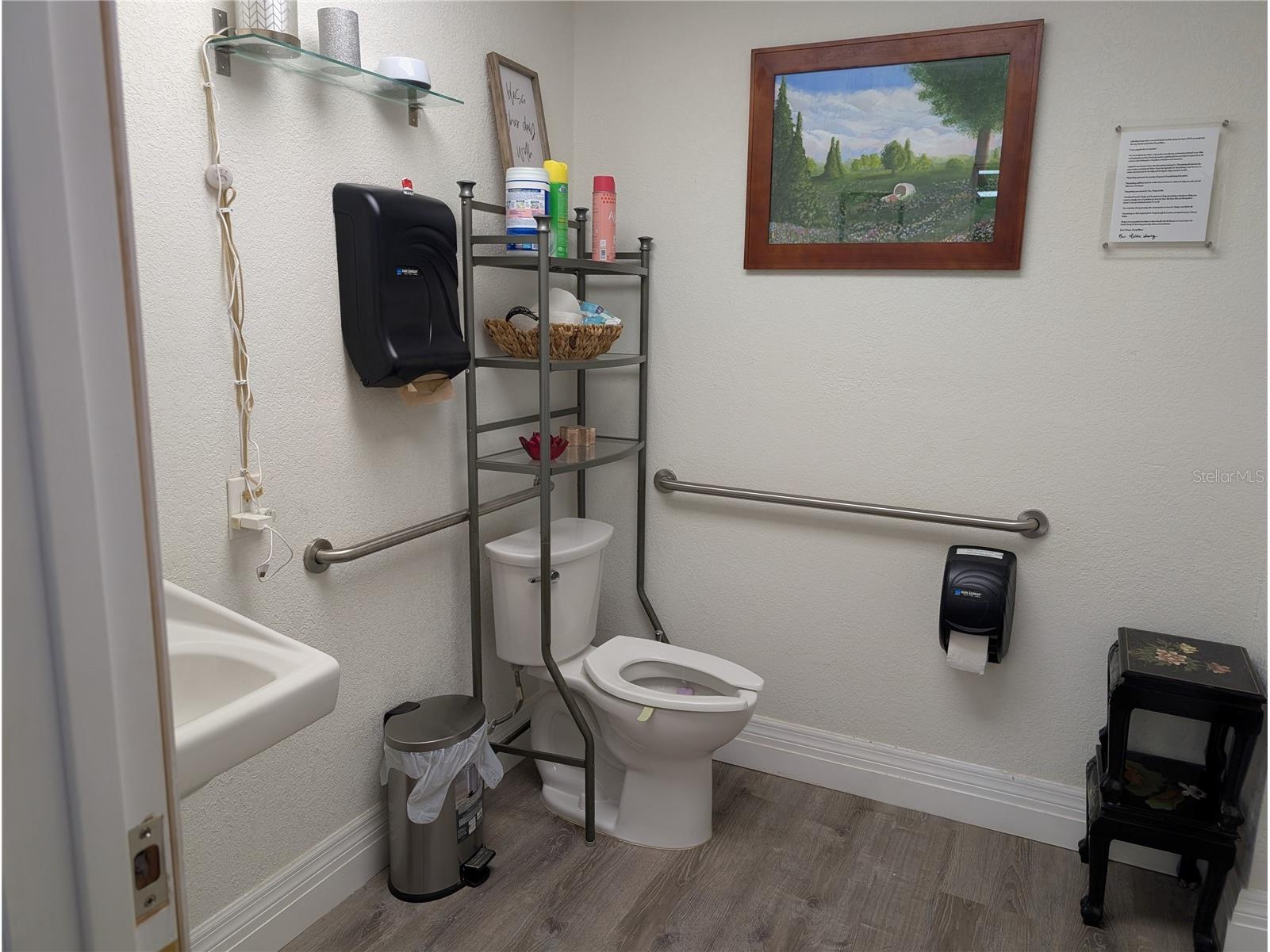 7015 N Manhattan Avenue Tampa FL 33614 TB8453947 image11