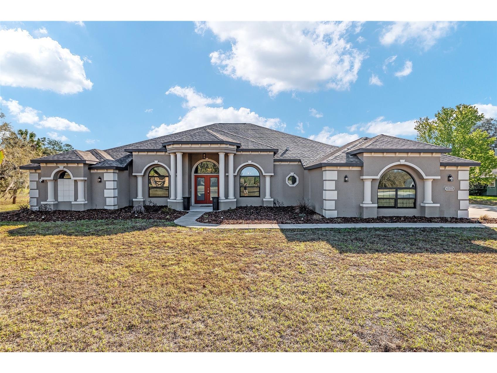 7015 NE 61st Avenue Road Silver Springs FL 34488 OM719805 image1