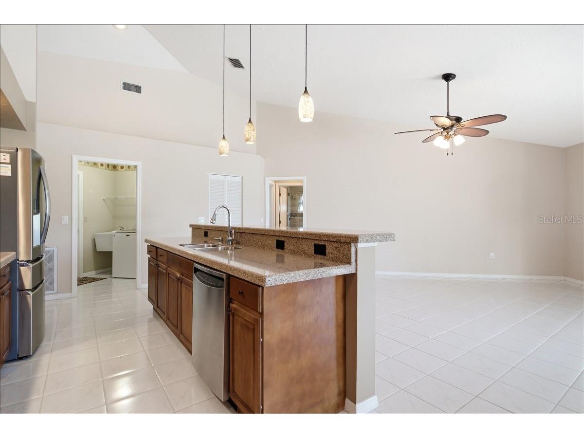 7015 Pleasant Hill Road Bradenton FL 34203 A4689940 image17