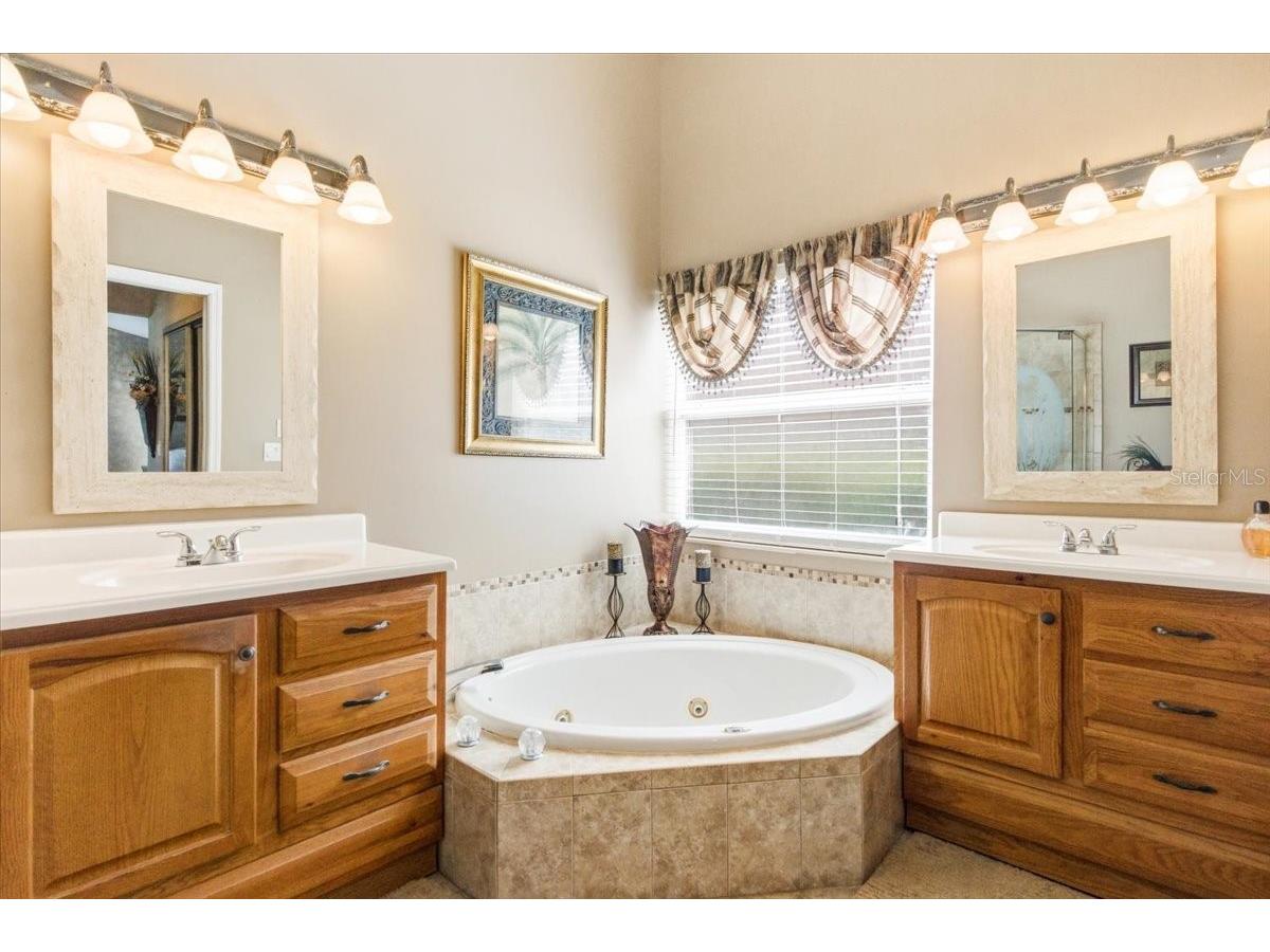 7015 Pleasant Hill Road Bradenton FL 34203 A4689940 image28