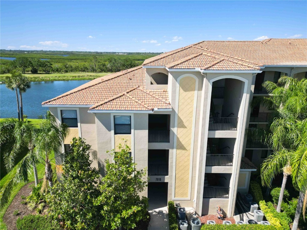 7015 River Hammock Drive #201 Bradenton FL 34212 A4653820 image2