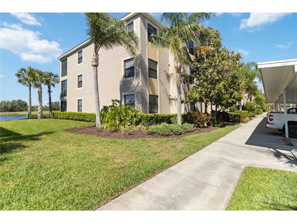 7015 River Hammock Drive #201 Bradenton FL 34212 A4653820 image3