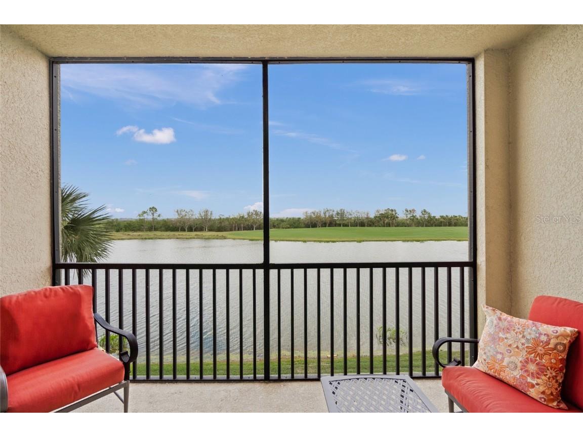 7015 River Hammock Drive #204 Bradenton FL 34212 A4644888 image1