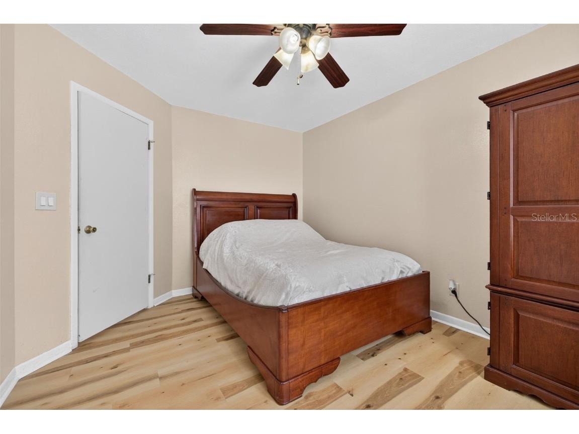 7016 2nd Street N Saint Petersburg FL 33702 TB8439843 image17