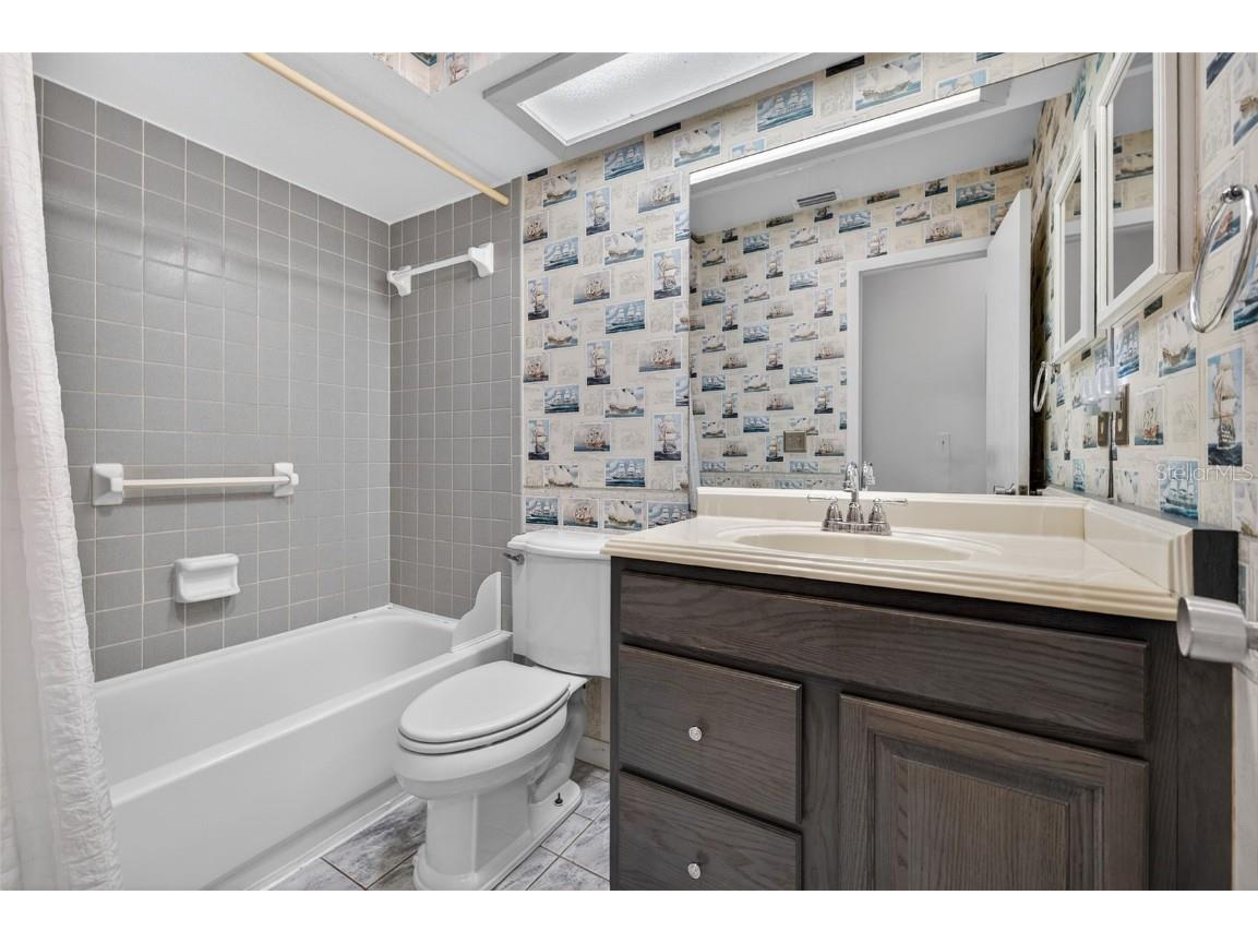 7016 2nd Street N Saint Petersburg FL 33702 TB8439843 image18