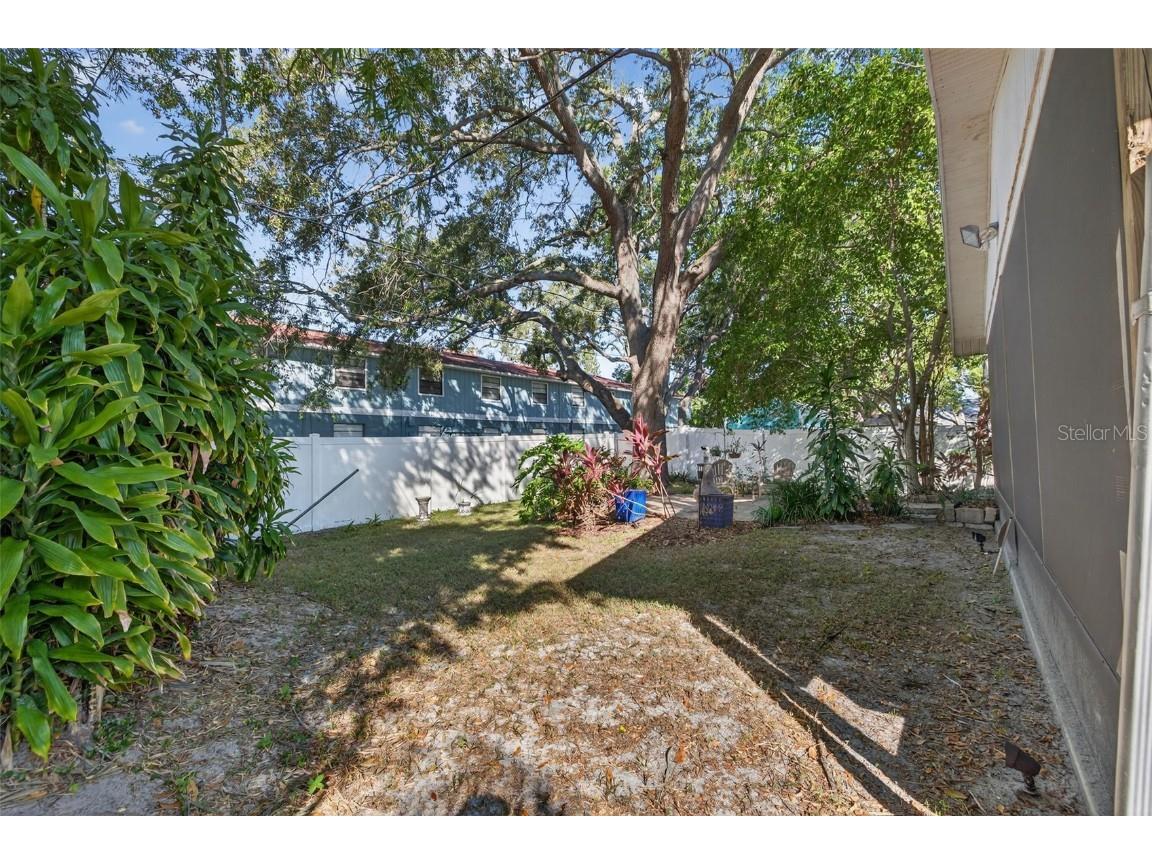 7016 2nd Street N Saint Petersburg FL 33702 TB8439843 image24