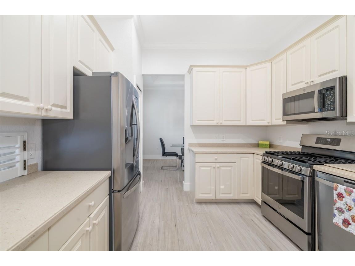 7016 Lennox Place University Park FL 34201 A4647545 image15