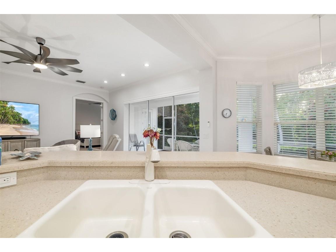 7016 Lennox Place University Park FL 34201 A4647545 image17