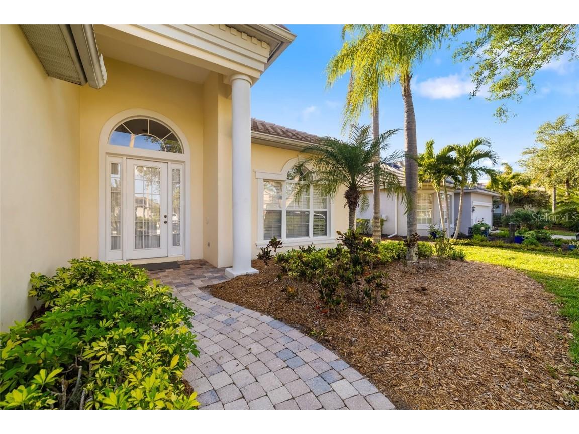 7016 Lennox Place University Park FL 34201 A4647545 image2