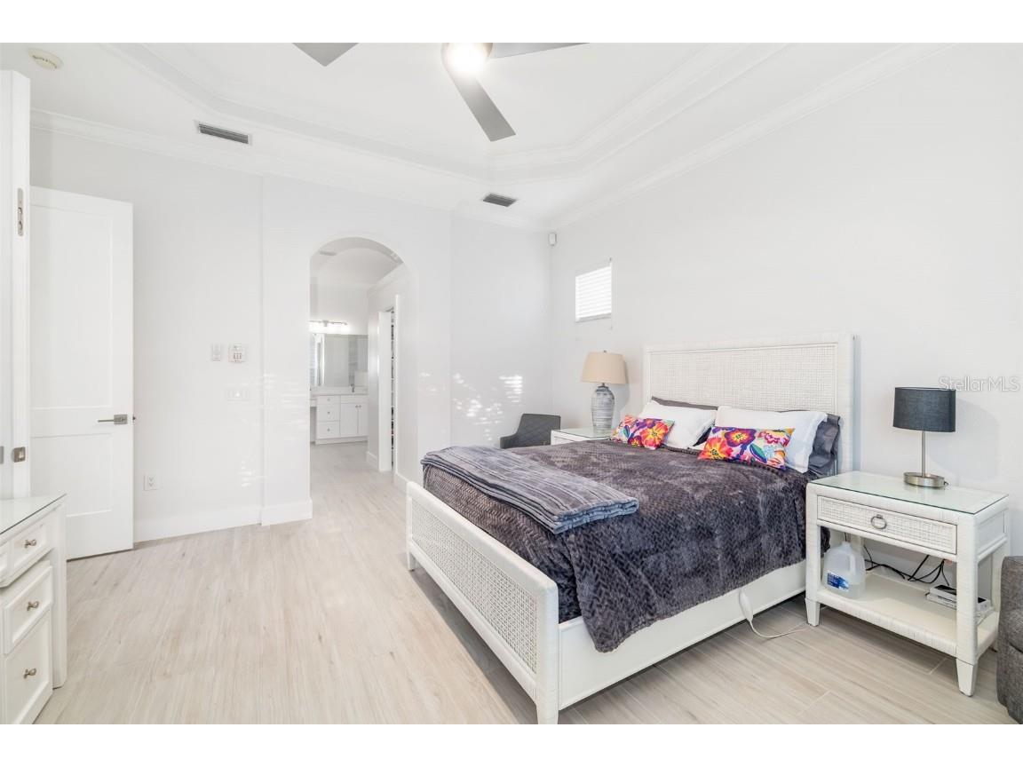 7016 Lennox Place University Park FL 34201 A4647545 image26