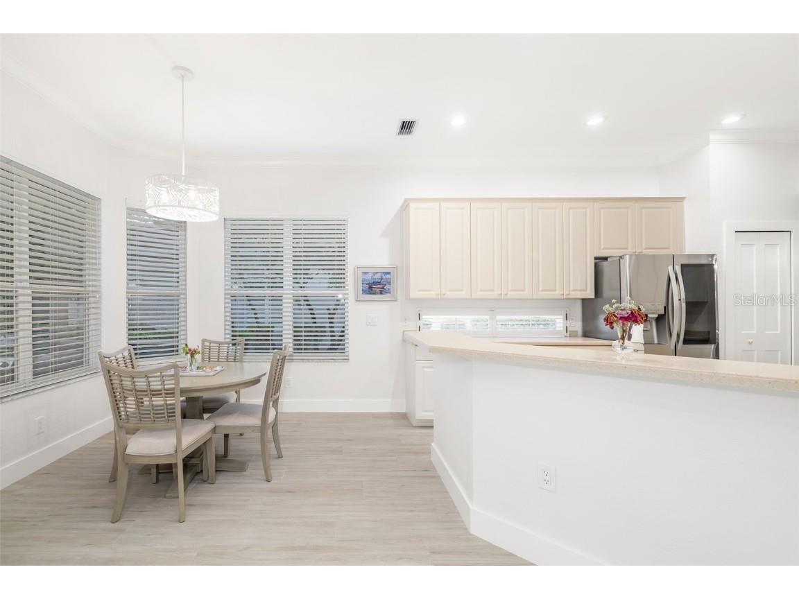 7016 Lennox Place University Park FL 34201 A4647545 image33