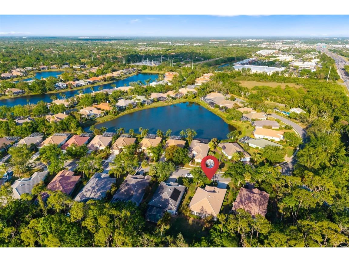 7016 Lennox Place University Park FL 34201 A4647545 image8