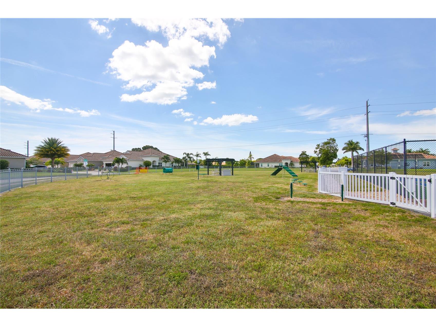 7016 Playa Bella Drive Bradenton FL 34209 A4678145 image37