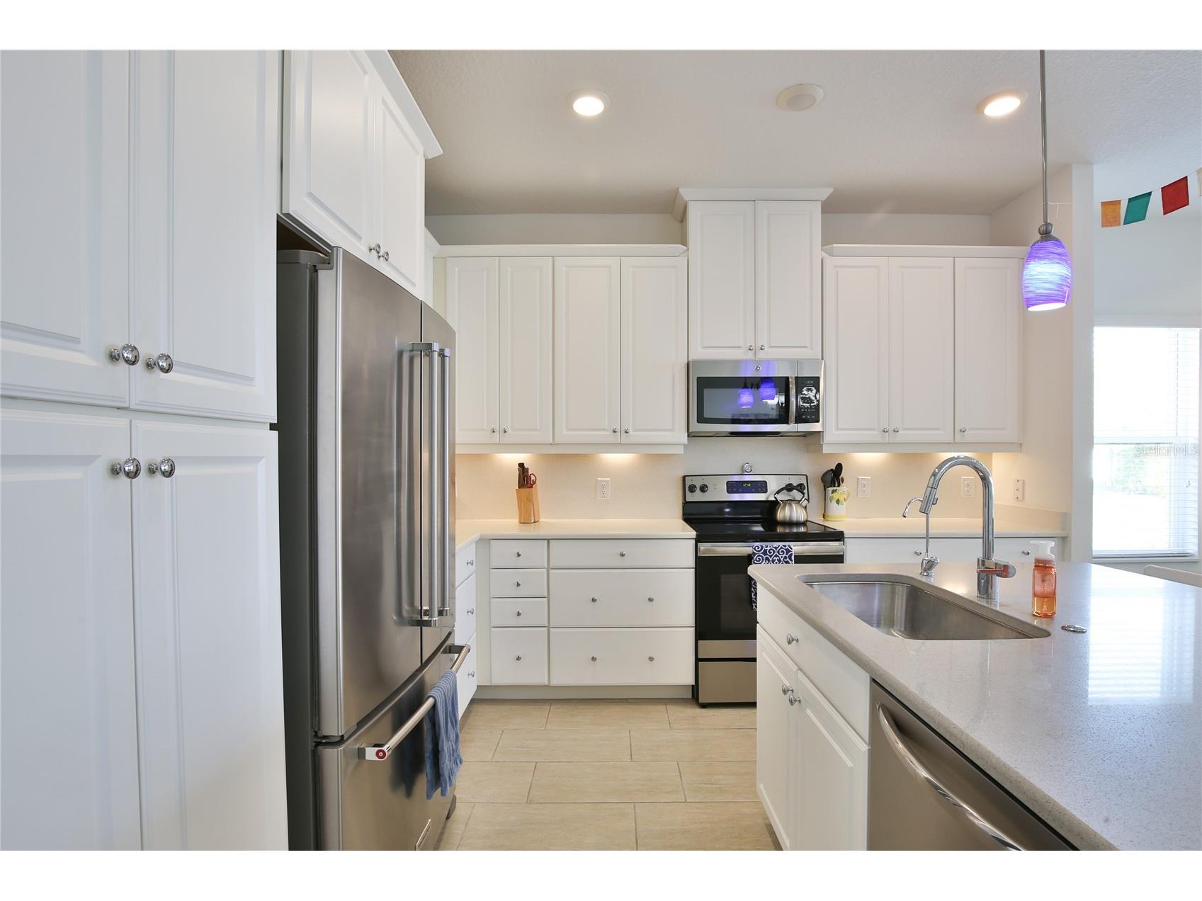 7016 Playa Bella Drive Bradenton FL 34209 A4678145 image8