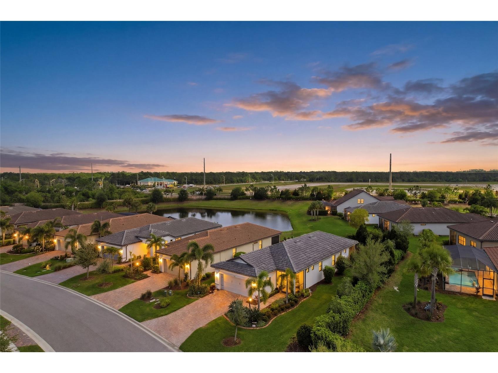 7017 Hanover Court Bradenton FL 34202 A4688416 image33