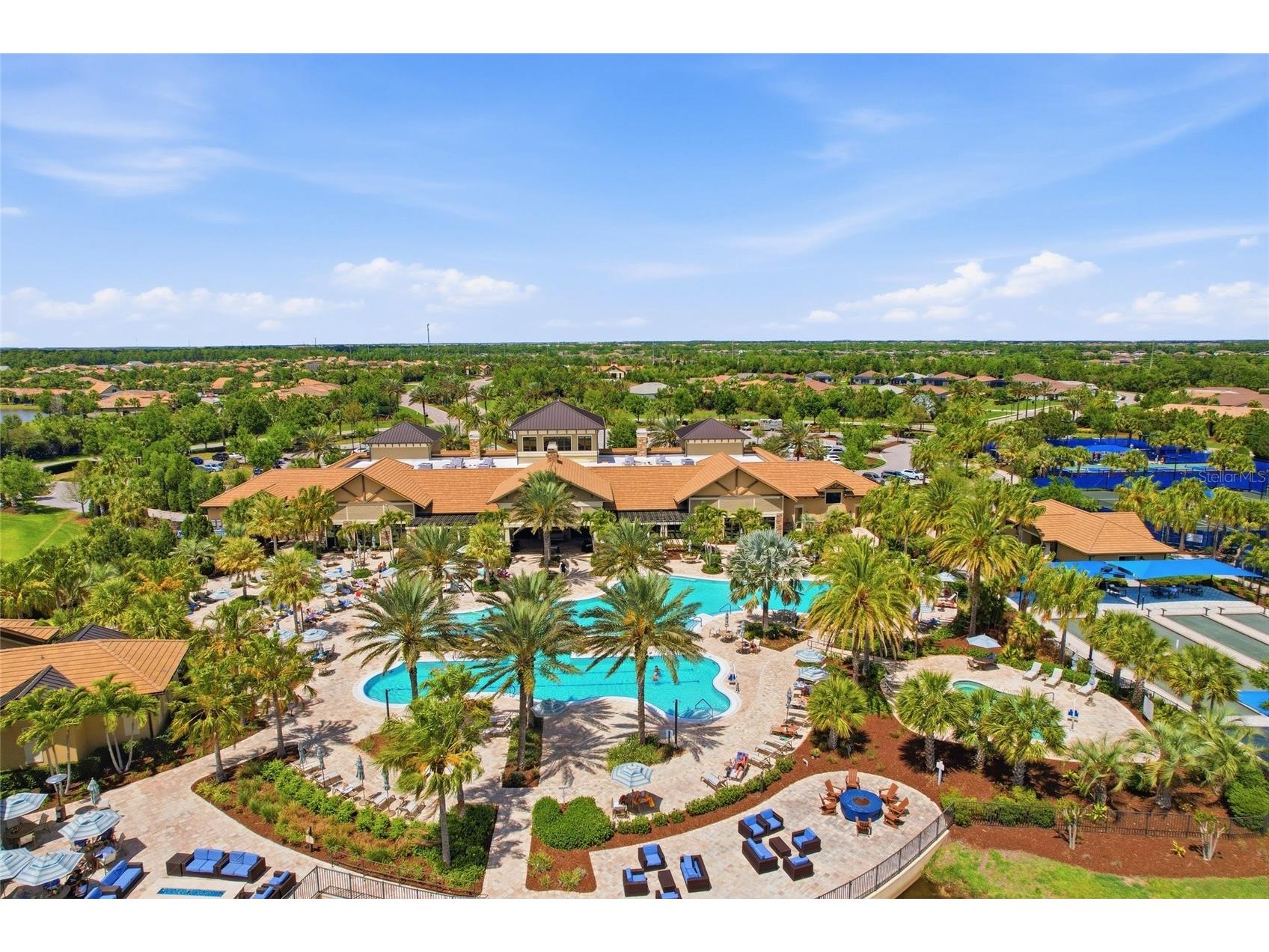 7017 Hanover Court Bradenton FL 34202 A4688416 image39