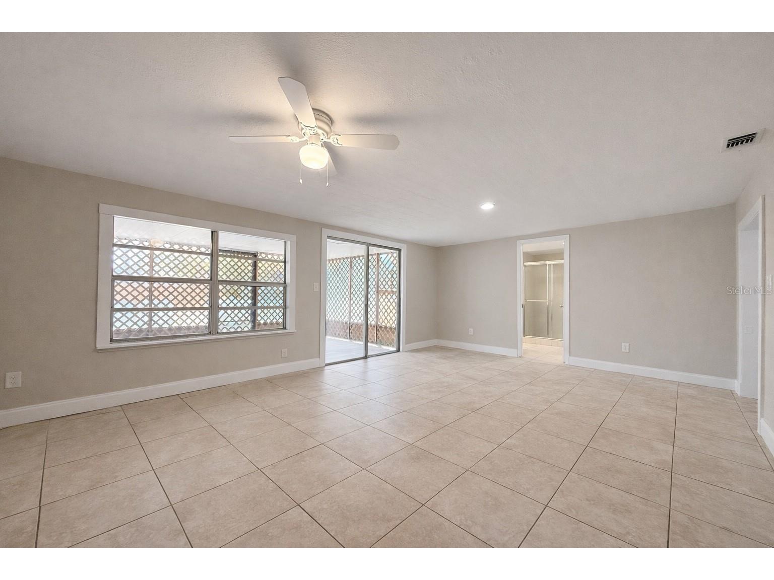 7018 54th Avenue N Saint Petersburg FL 33709 TB8494939 image6