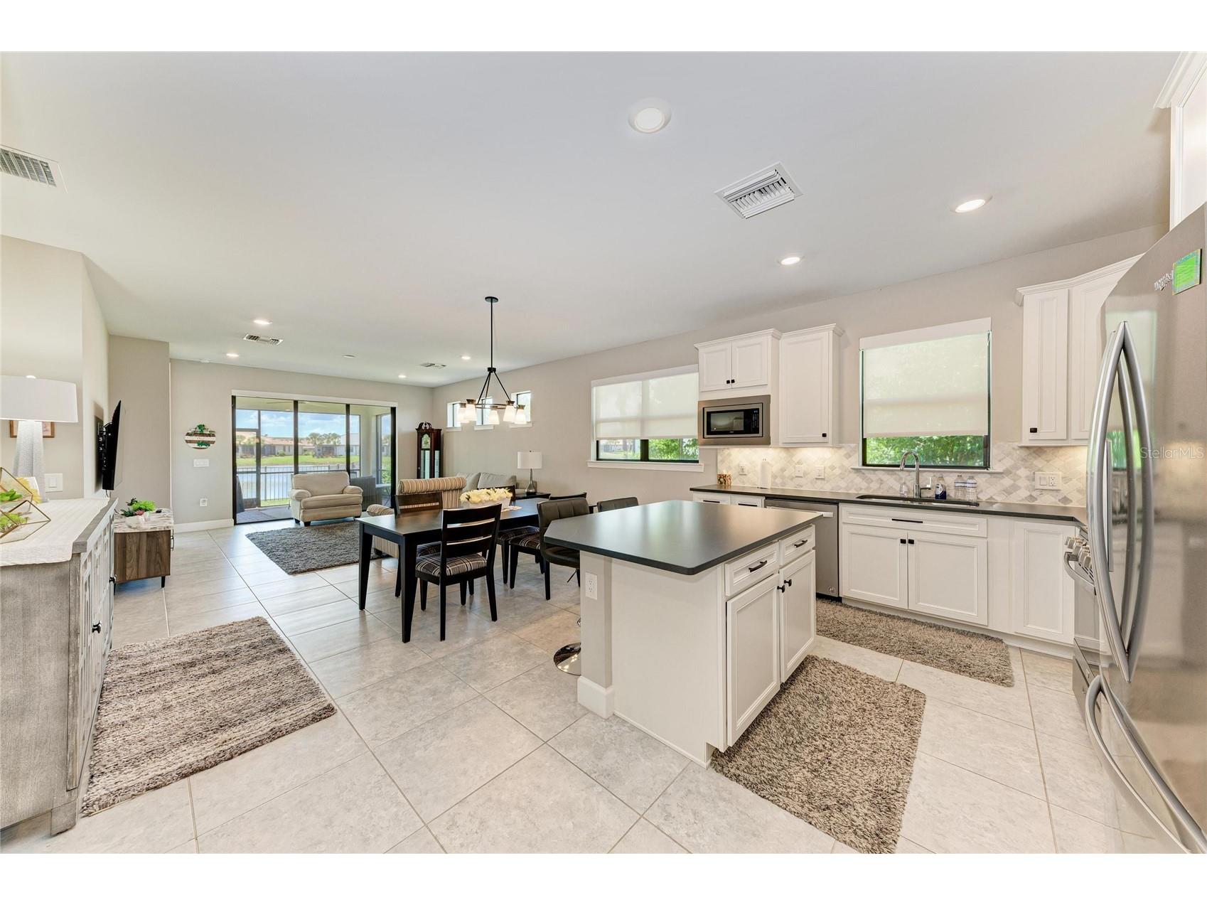 7018 Holbrook Cove Bradenton FL 34202 A4693892 image14