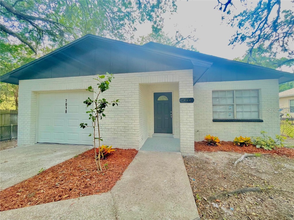 7018 N Center Drive Tampa FL 33604 T3372090 image1