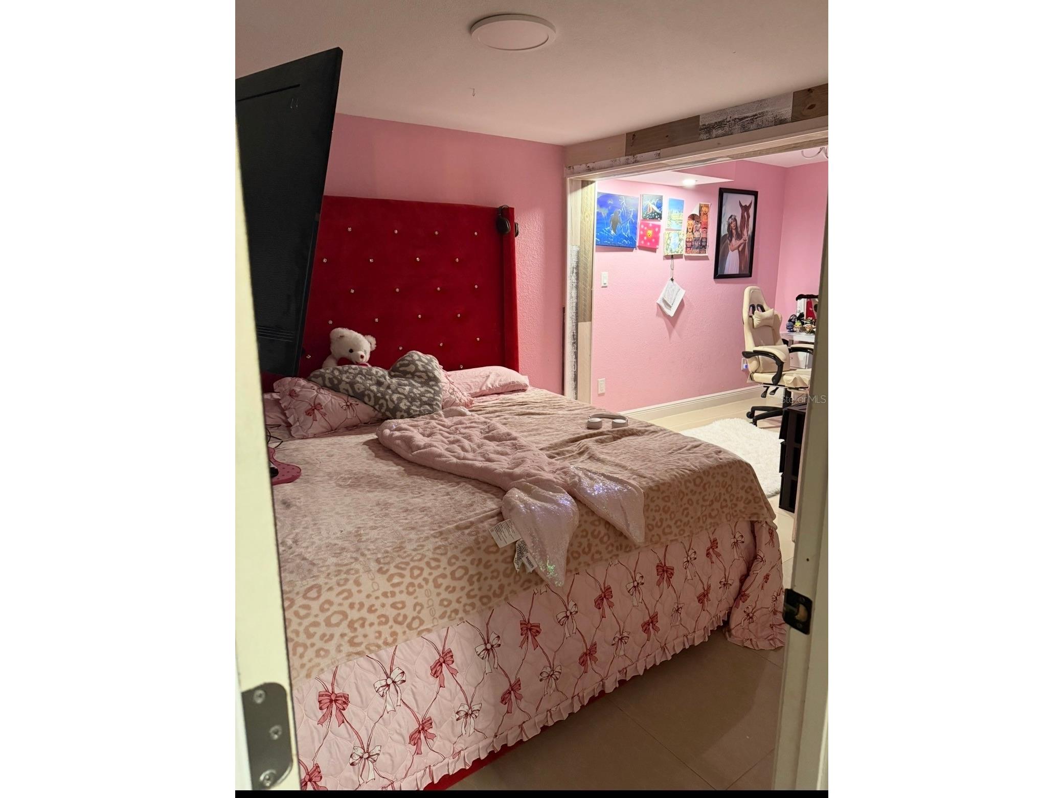 7018 N Hale Avenue Tampa FL 33614 TB8462448 image11