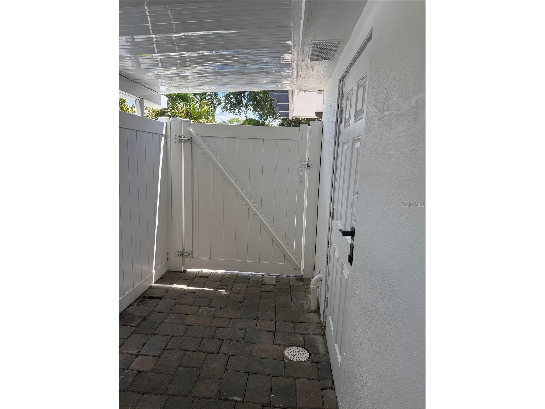 7018 N Hale Avenue Tampa FL 33614 TB8462448 image19