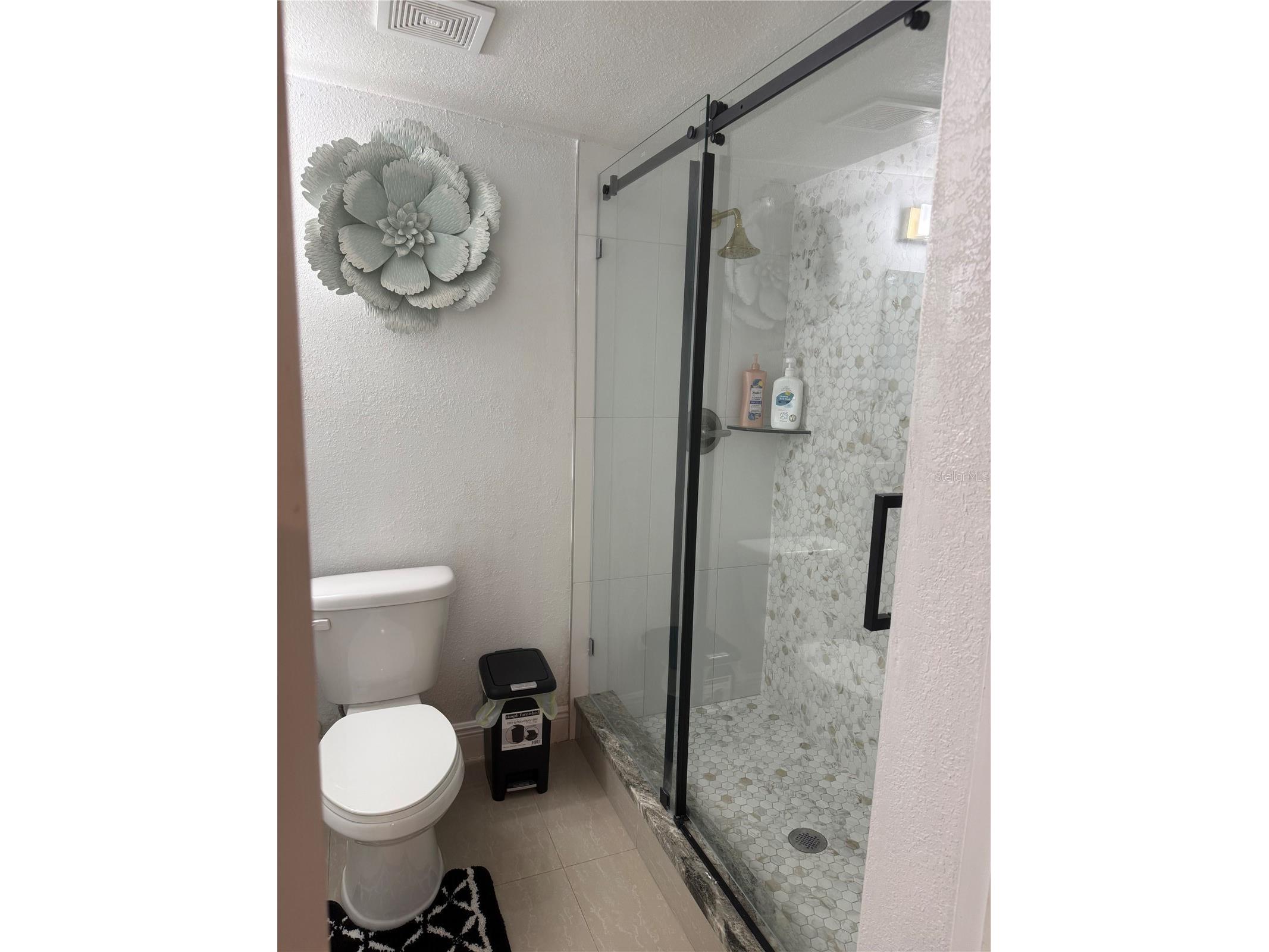 7018 N Hale Avenue Tampa FL 33614 TB8462448 image21