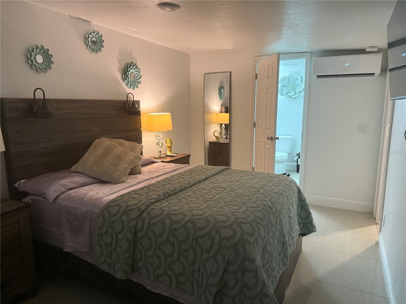 7018 N Hale Avenue Tampa FL 33614 TB8462448 image25