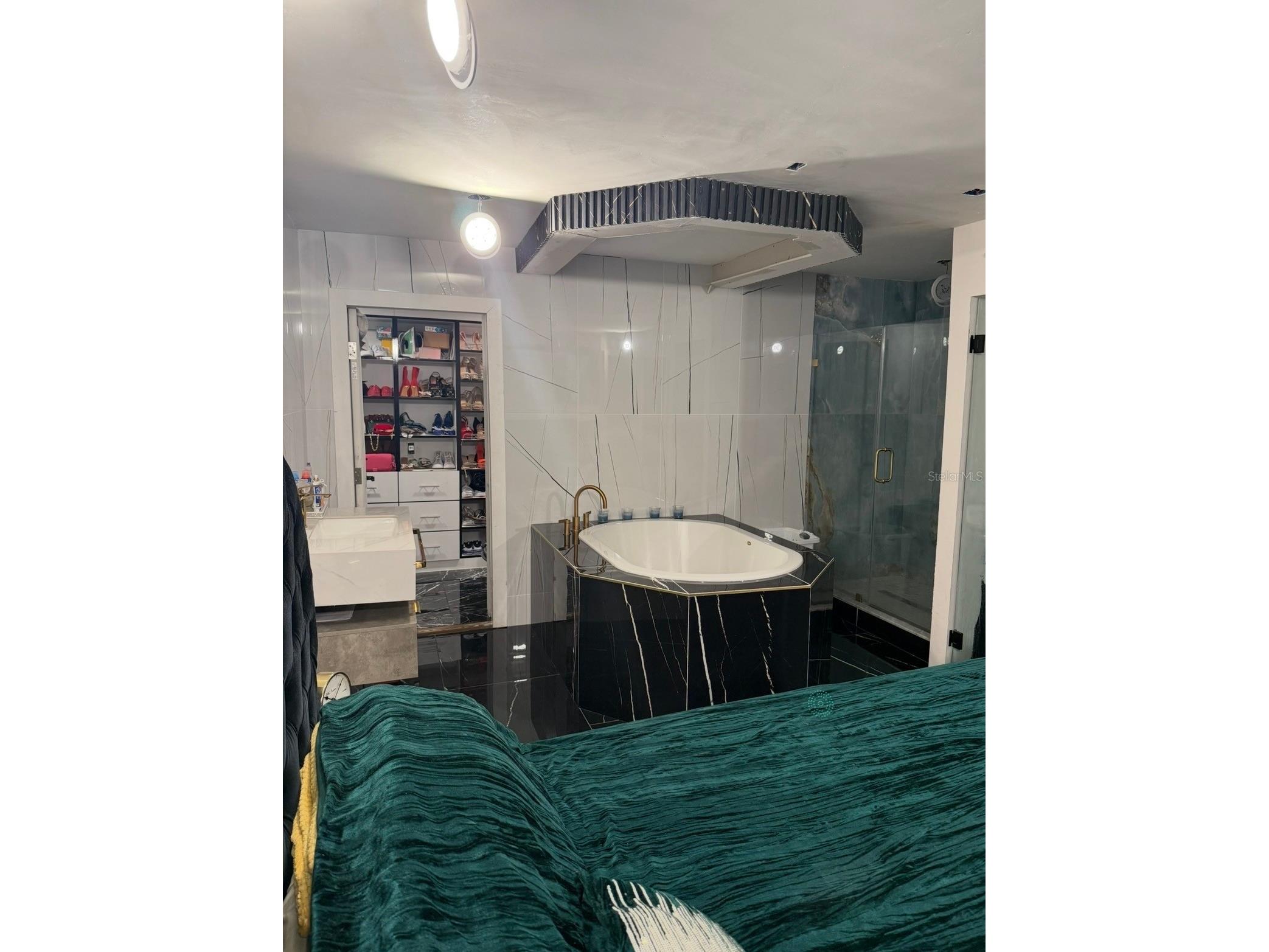 7018 N Hale Avenue Tampa FL 33614 TB8462448 image8