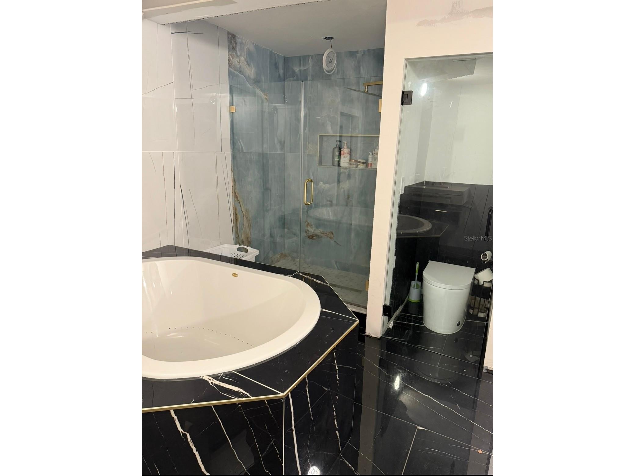 7018 N Hale Avenue Tampa FL 33614 TB8462448 image9