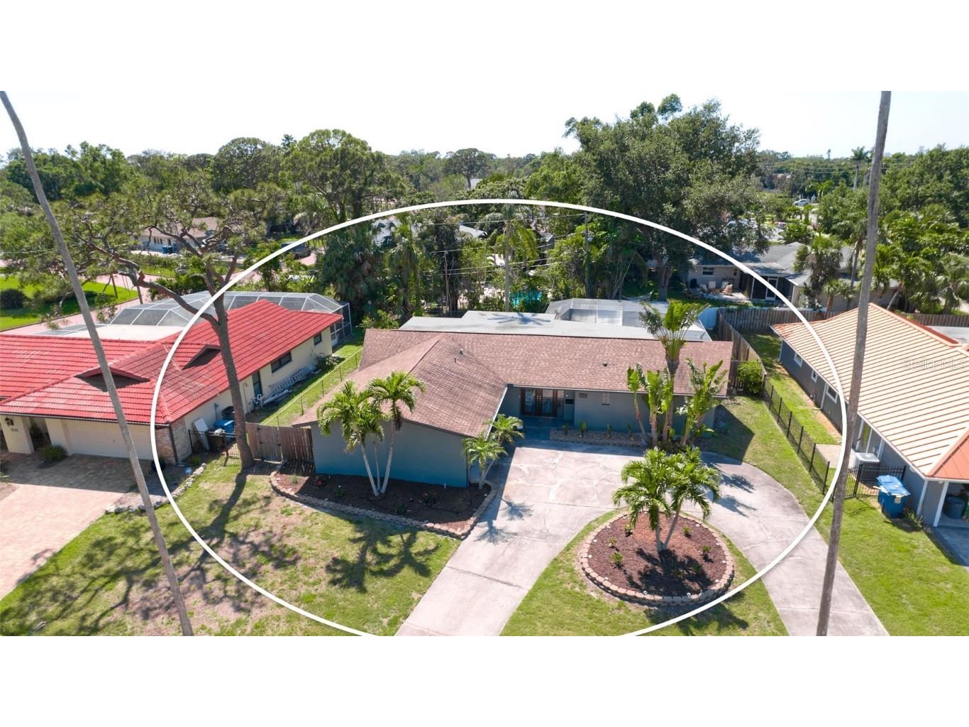 7019 10th Street S Saint Petersburg FL 33705 A4647870 image1