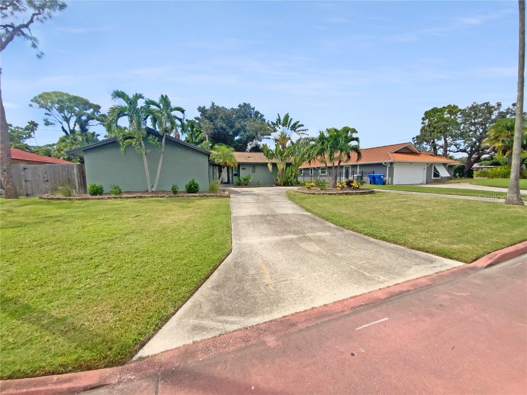 7019 10th Street S Saint Petersburg FL 33705 O6346551 image1