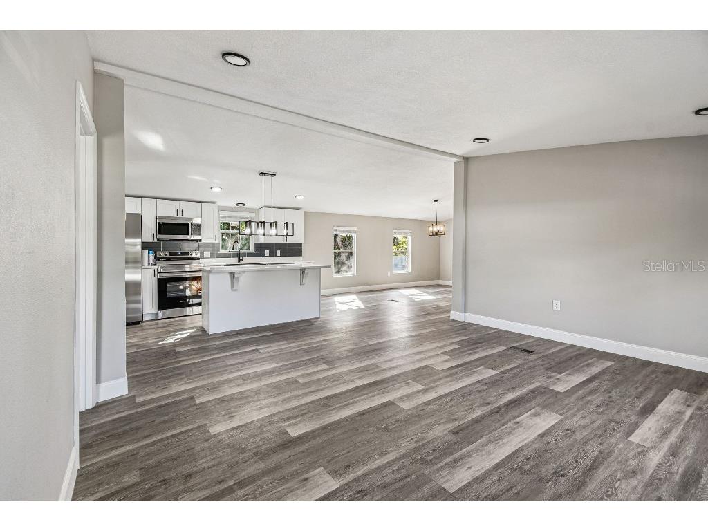 7019 50th Avenue S Tampa FL 33619 TB8457114 image16