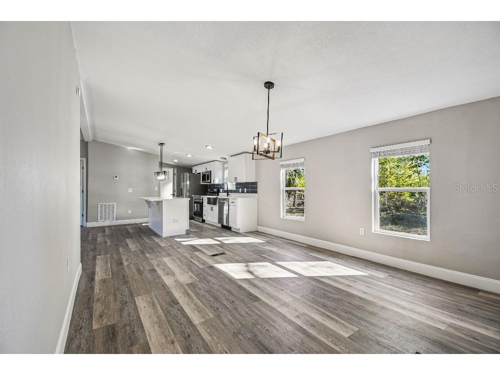 7019 50th Avenue S Tampa FL 33619 TB8457114 image30