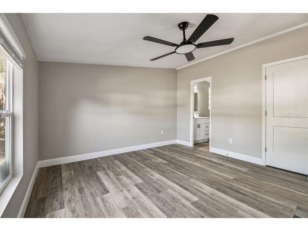 7019 50th Avenue S Tampa FL 33619 TB8457114 image49