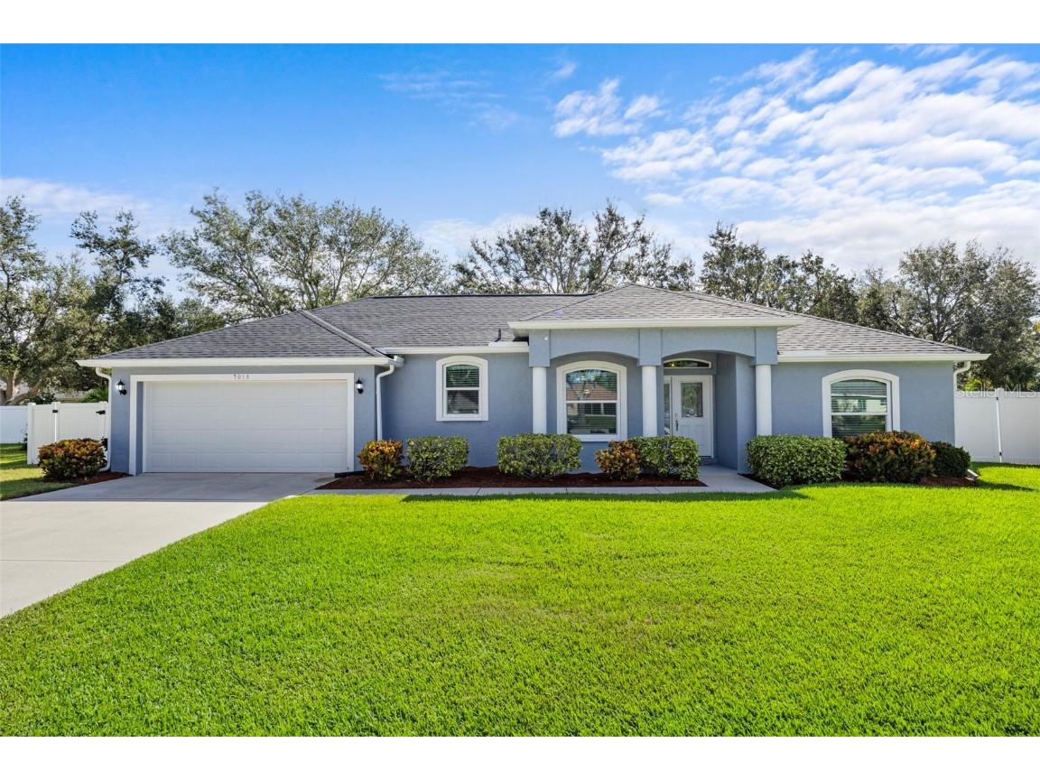 7019 8th Court E Sarasota FL 34243 A4668846 image1