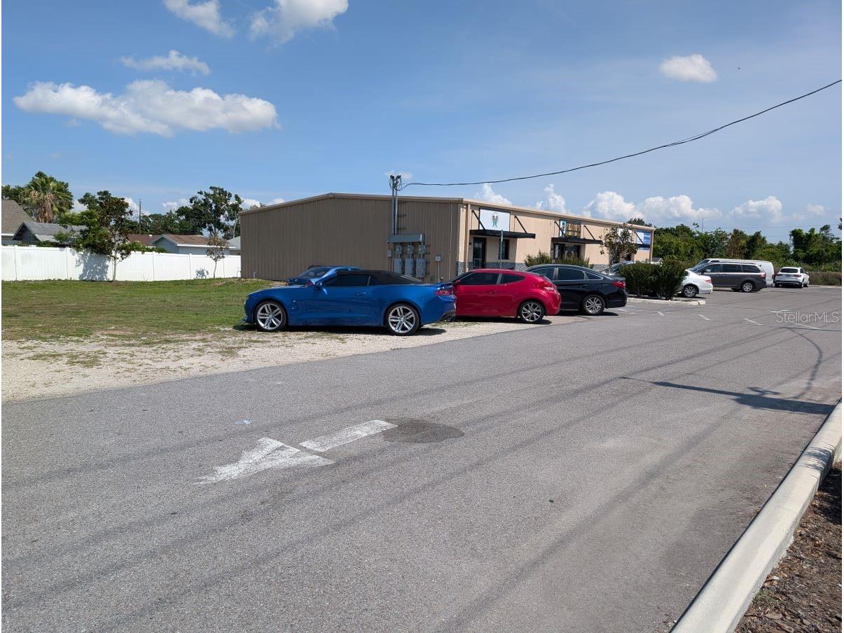 7019 N Manhattan Avenue Tampa FL 33614 TB8459406 image3