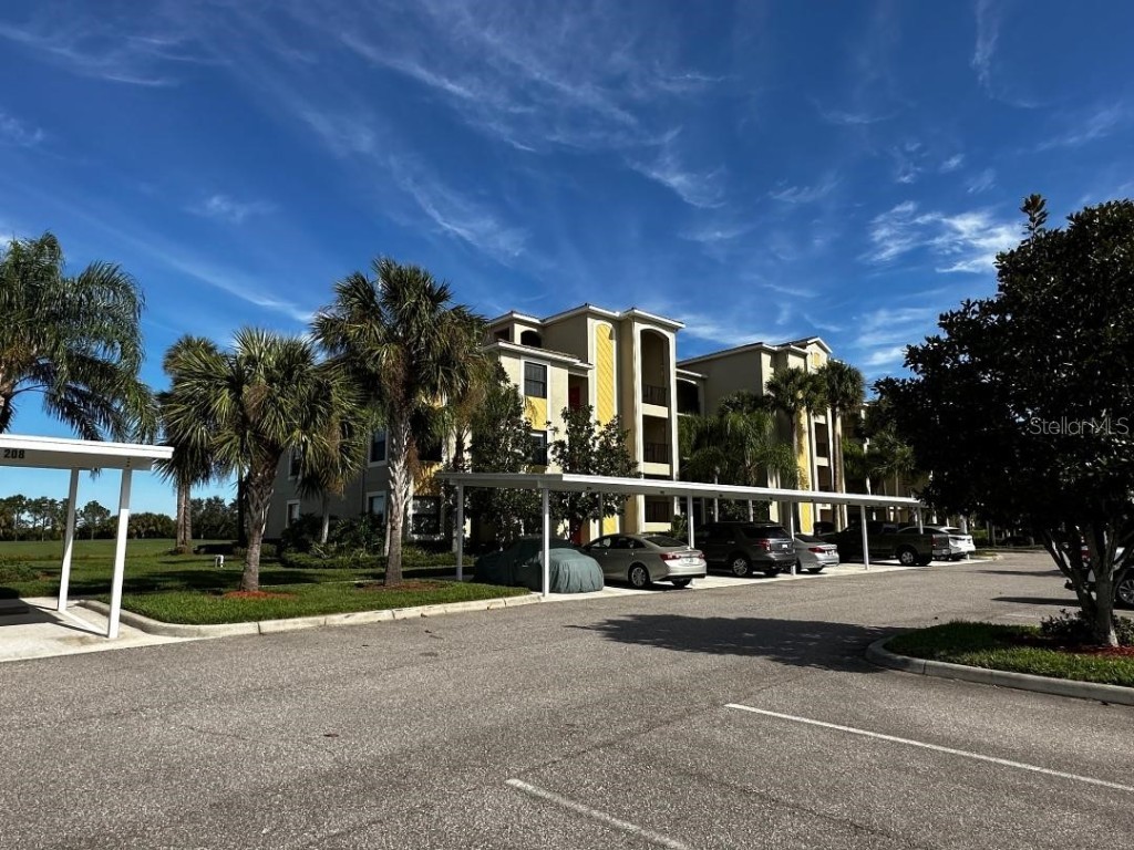 7019 River Hammock Drive #201 Bradenton FL 34212 A4555211 image1