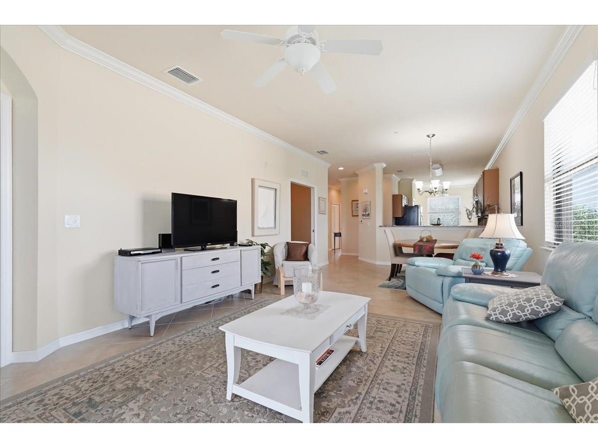 7019 River Hammock Drive #301 Bradenton FL 34212 A4696361 image8