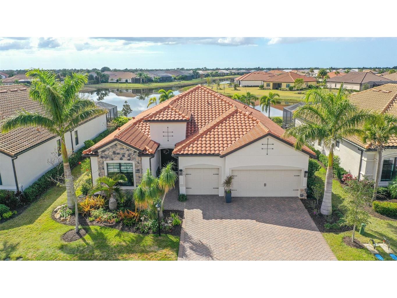 7019 Whittlebury Trail Bradenton FL 34202 A4558569 image1