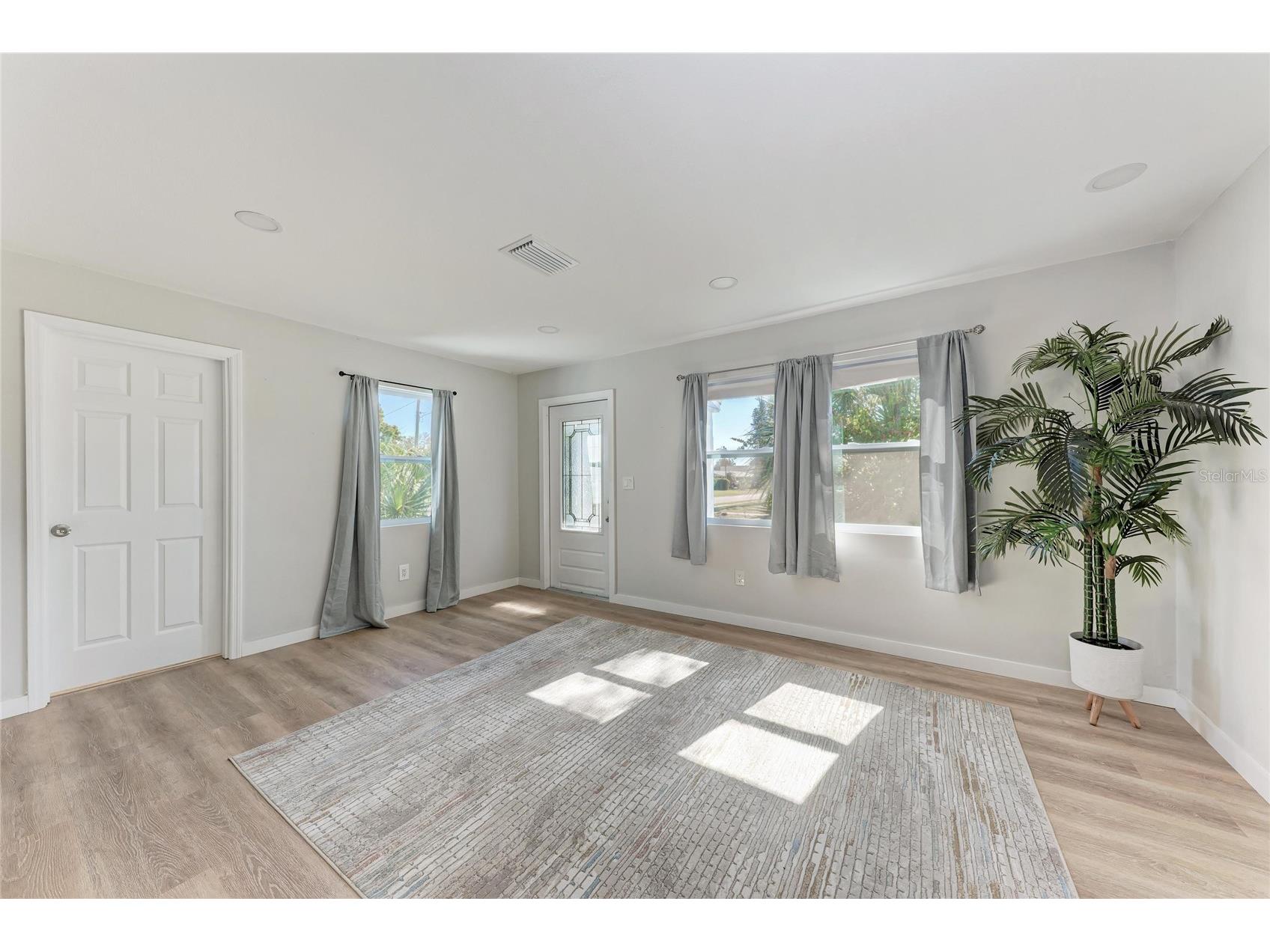 702 20th Avenue W Bradenton FL 34205 TB8470827 image3