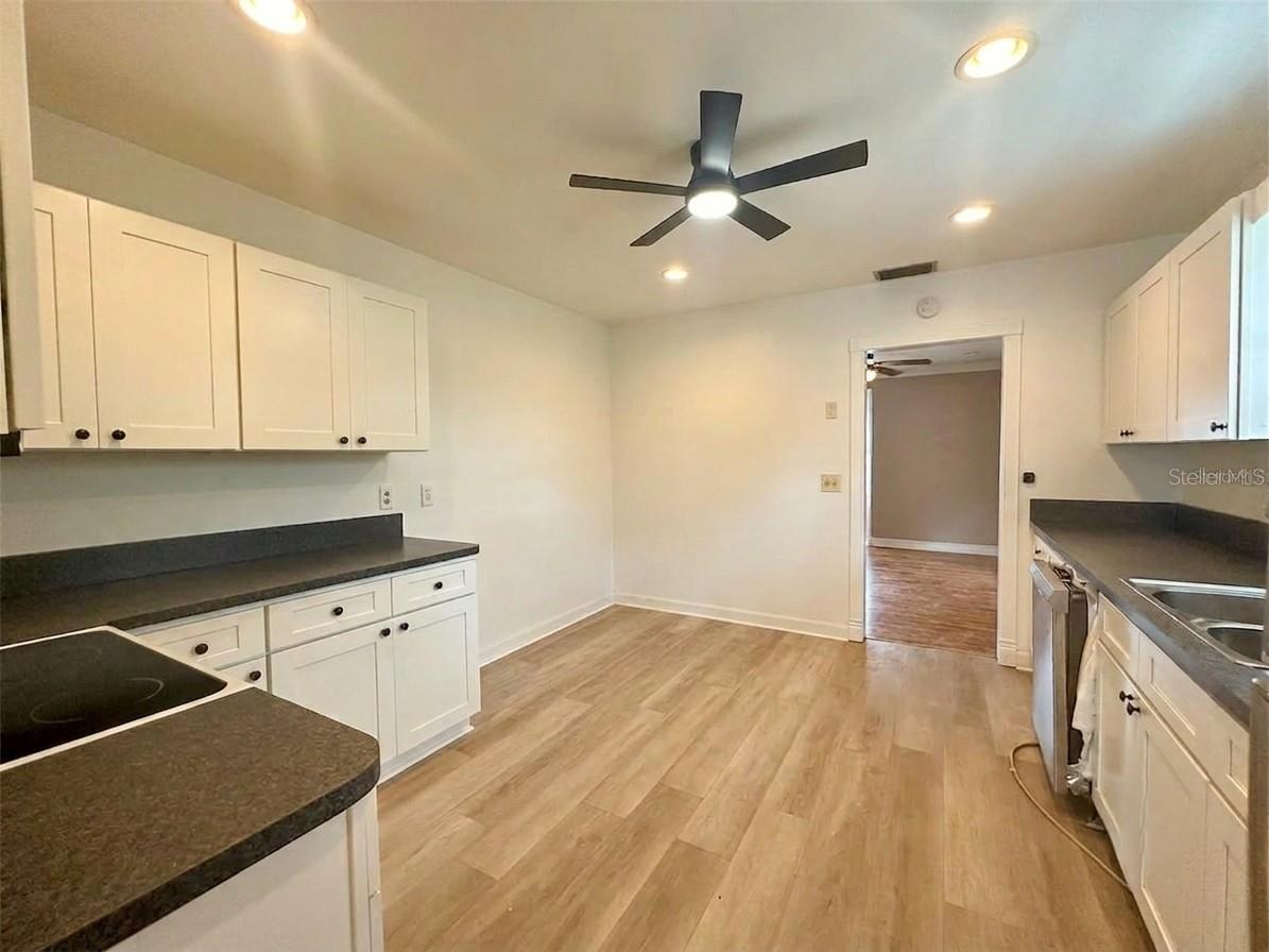 702 Avenue H NE Winter Haven FL 33881 P4939213 image10
