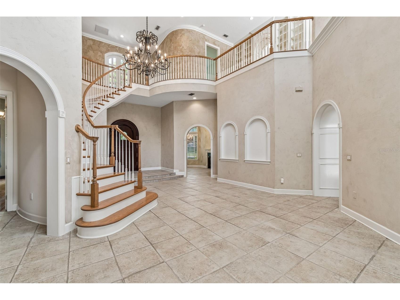 702 Berrocales De Avila Tampa FL 33613 TB8495311 image13