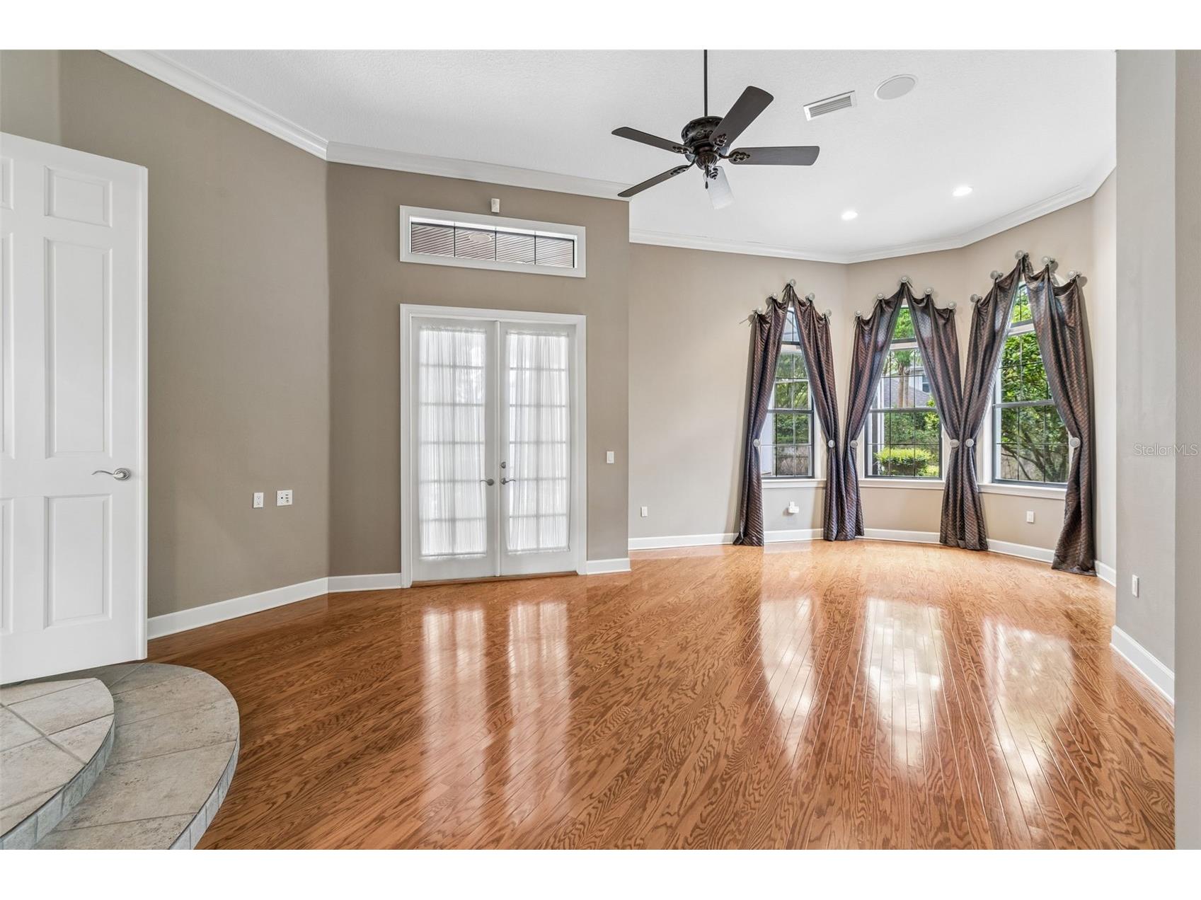 702 Berrocales De Avila Tampa FL 33613 TB8495311 image17