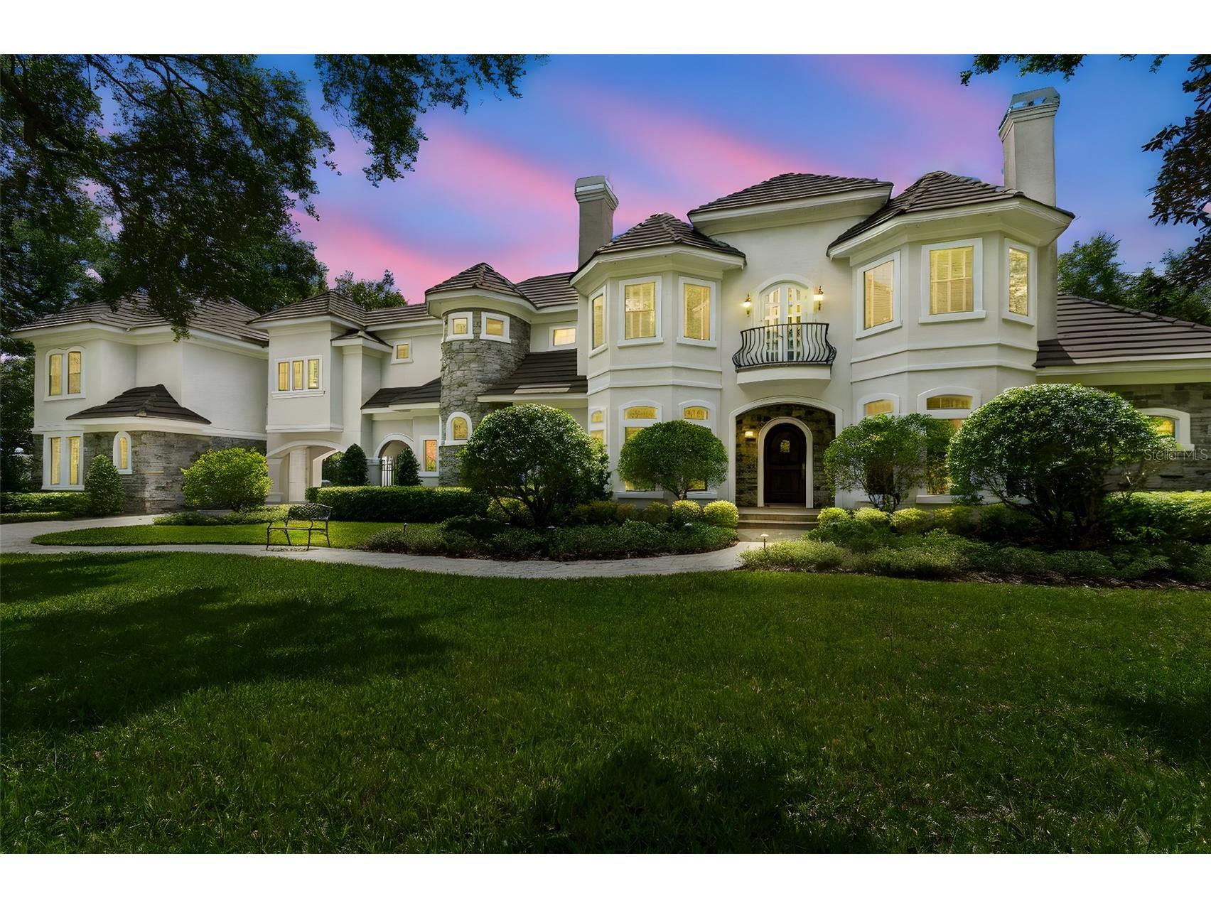 702 Berrocales De Avila Tampa FL 33613 TB8495311 image2