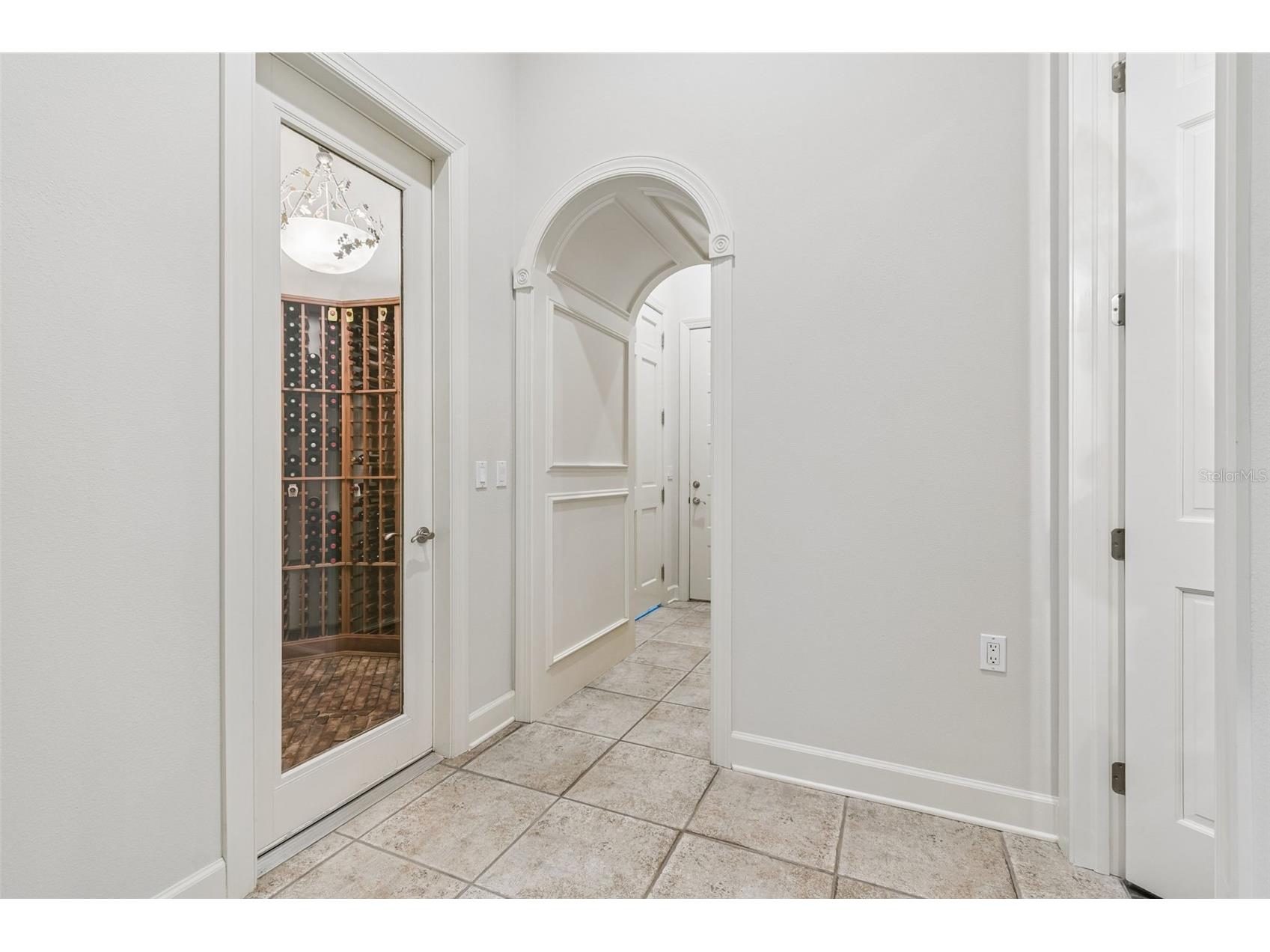 702 Berrocales De Avila Tampa FL 33613 TB8495311 image29