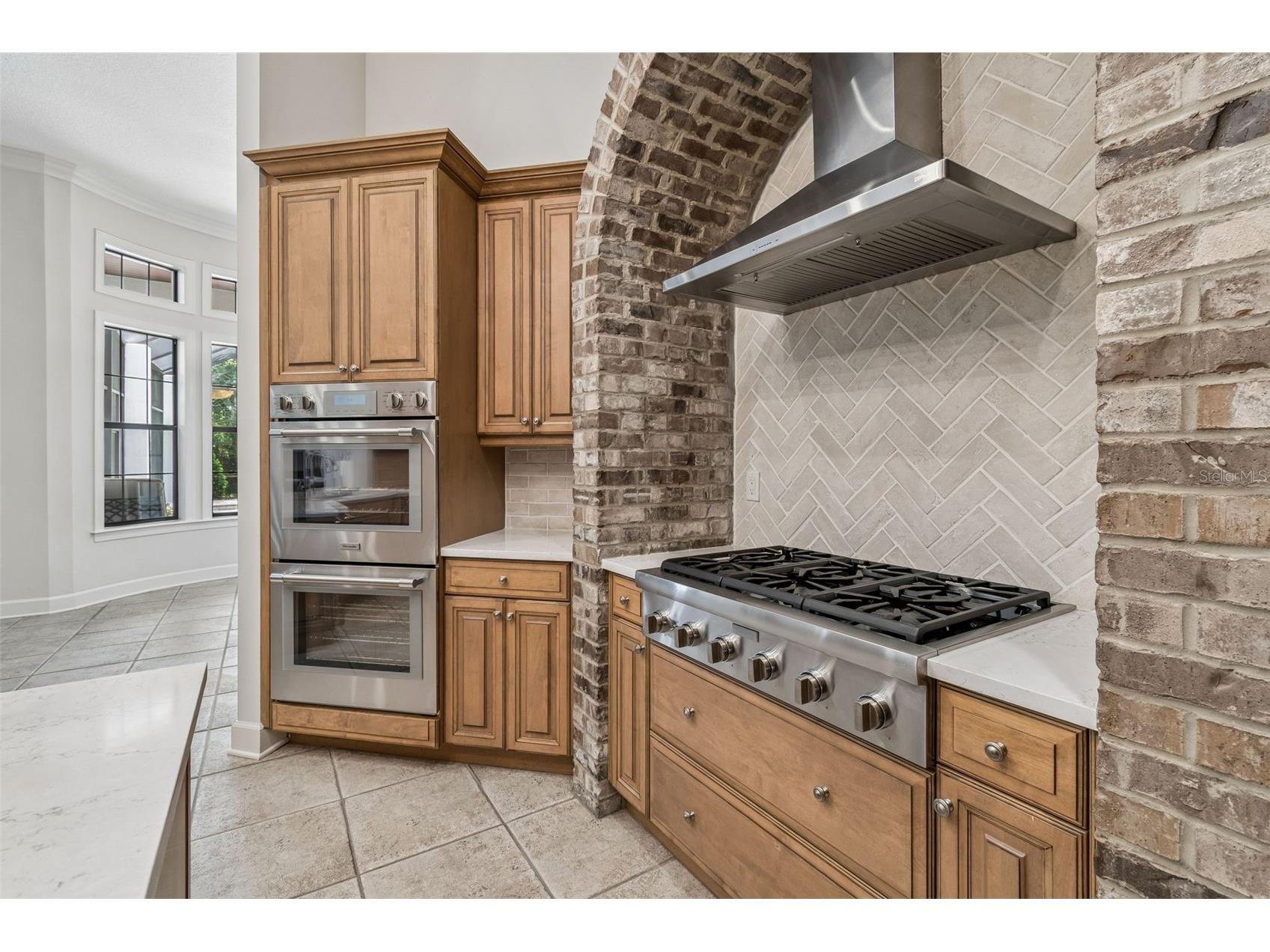 702 Berrocales De Avila Tampa FL 33613 TB8495311 image34