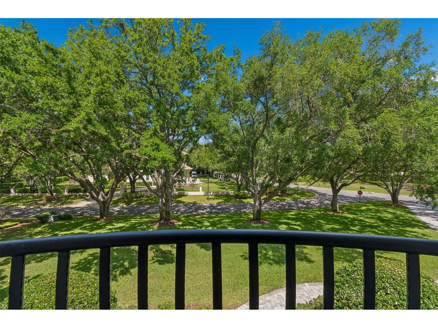 702 Berrocales De Avila Tampa FL 33613 TB8495311 image49